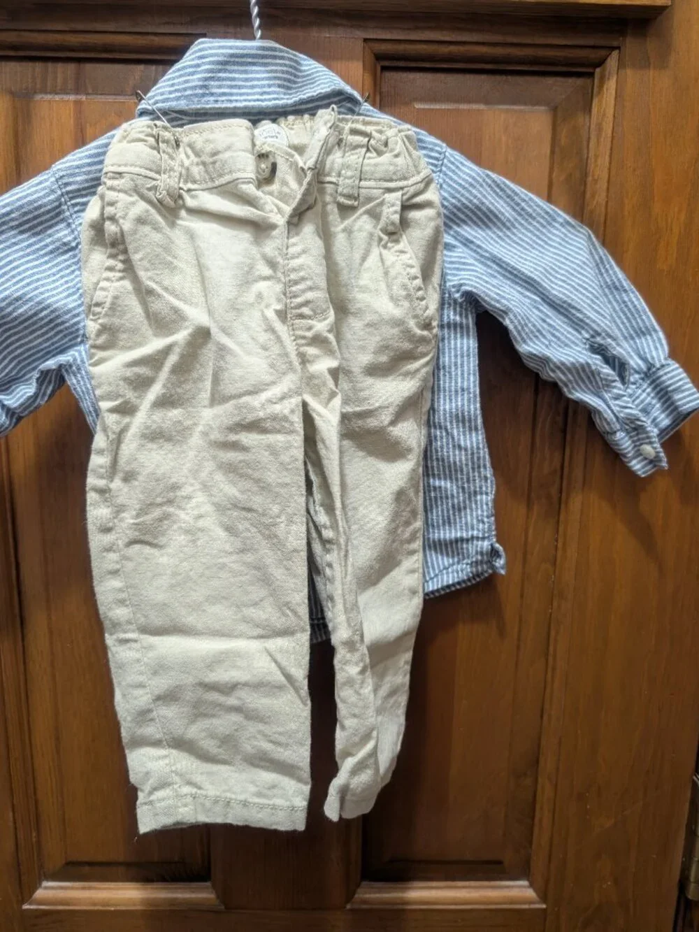 Baby Boy 2-piece Easter outfit dress shirt and pants, size 12 months